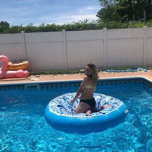 Meet your Posher, Kylie